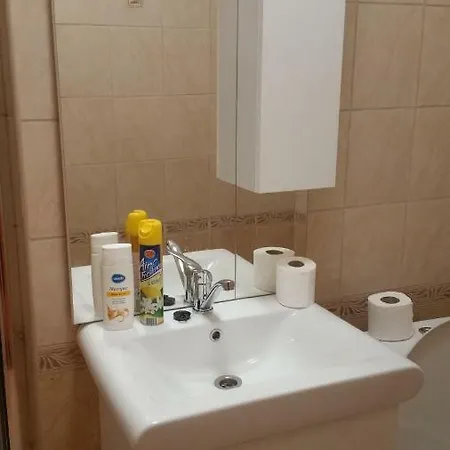 Studio Apt Anglická 9 *